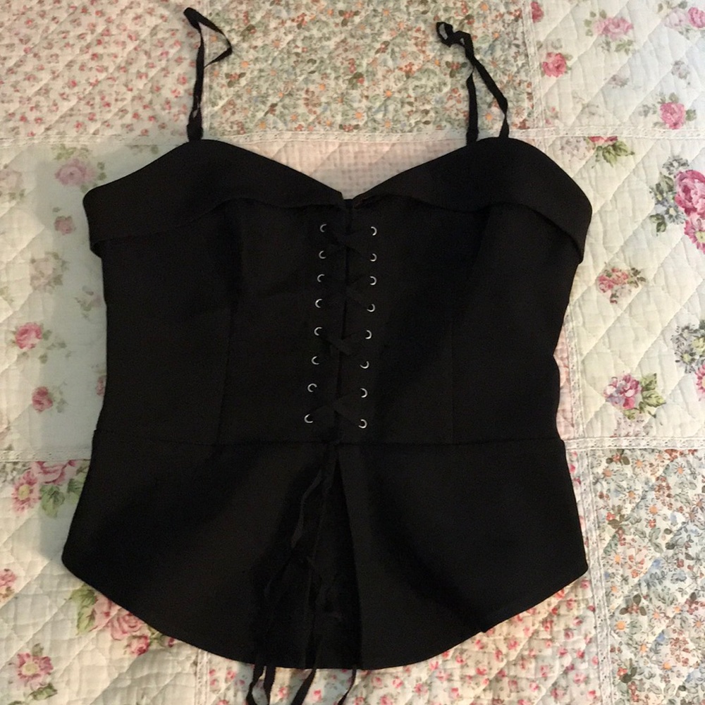 Express Size 8 Black Top